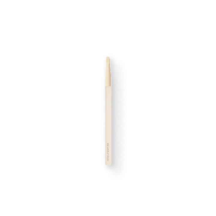 Pinceau Slim Flat Brush 3CE : couleur intense